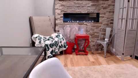 amyday @ myfreecams on 20230913
