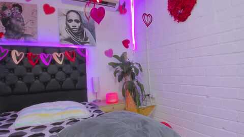 andrea_greey @ myfreecams on 20230913