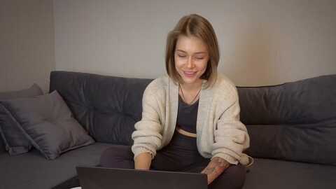 keepspark @ myfreecams on 20230913