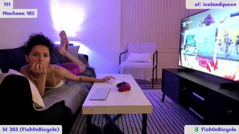 littlethot @ myfreecams on 20230913