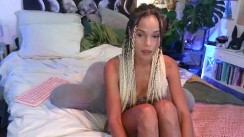 lunarlexbday @ myfreecams on 20230913