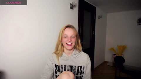 marieandrea @ myfreecams on 20230913