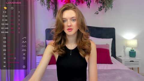 monaelisa @ myfreecams on 20230913