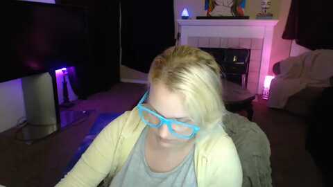 skyle45 @ myfreecams on 20230913