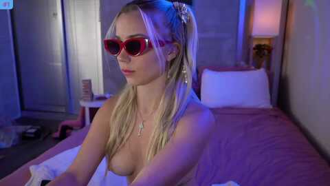 snowkitty @ myfreecams on 20230913