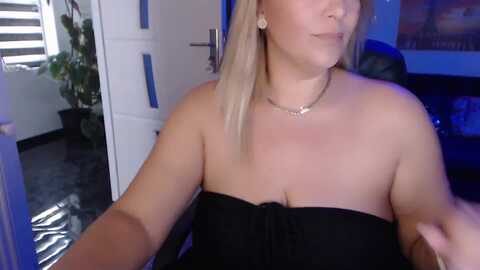 a_baby_boo @ myfreecams on 20230914