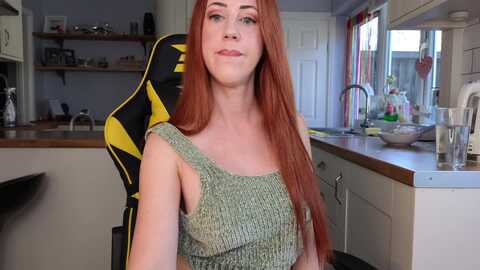 amorina_cum @ myfreecams on 20230914