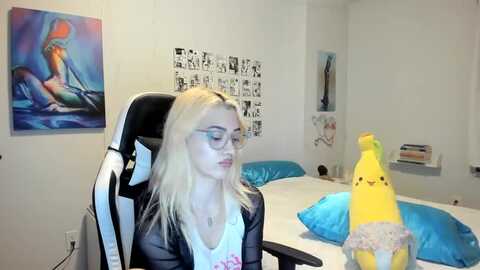 annatame @ myfreecams on 20230914