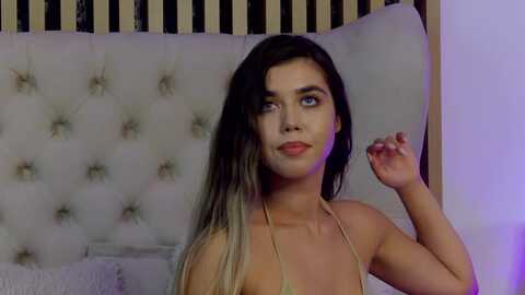 clairejenner @ myfreecams on 20230914
