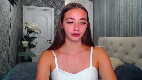 emeraldlilyyy @ myfreecams on 20230914