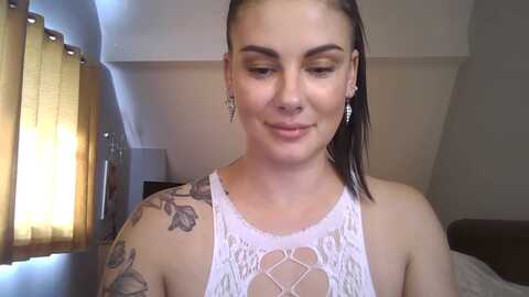 fitbaby @ myfreecams on 20230914