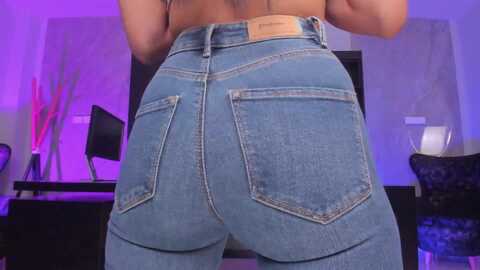 katienolan @ myfreecams on 20230914