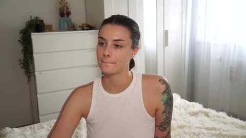 lucynutty @ myfreecams on 20230914