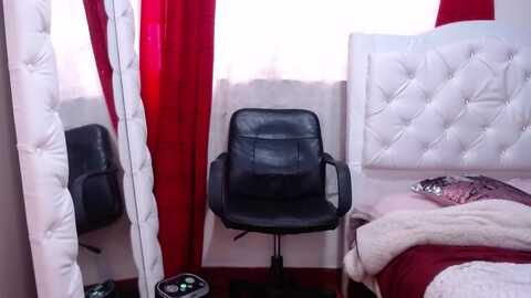 sara_martin_ @ myfreecams on 20230914