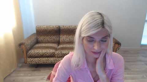 sexybeatriice @ myfreecams on 20230914