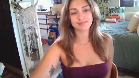 sexylexi211 @ myfreecams on 20230914