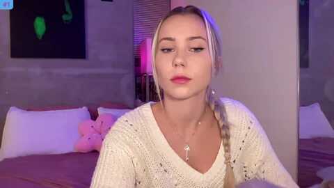 snowkitty @ myfreecams on 20230914