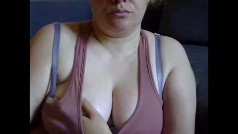 squirtylady38 @ myfreecams on 20230914