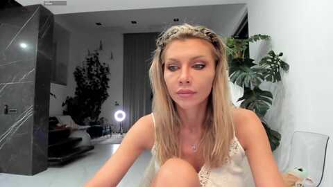 bibisan @ myfreecams on 20230915