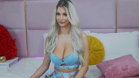 elablue @ myfreecams on 20230915