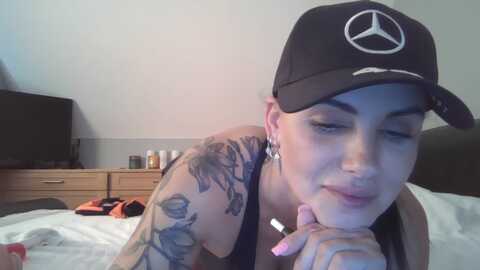 fitbaby @ myfreecams on 20230915