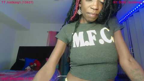 justkingqueen @ myfreecams on 20230915