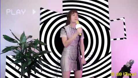 minniemoralia @ myfreecams on 20230915