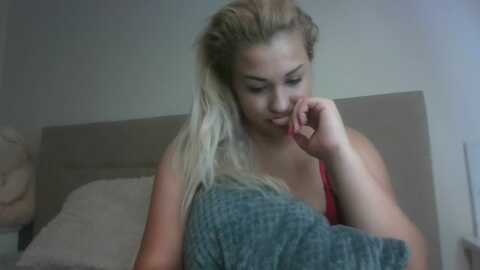 misssabrina25 @ myfreecams on 20230915