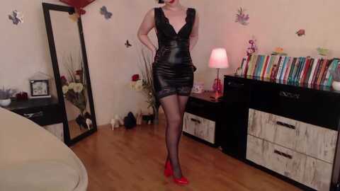 ozzyval @ myfreecams on 20230915