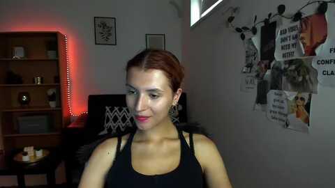sarajaay18 @ myfreecams on 20230915
