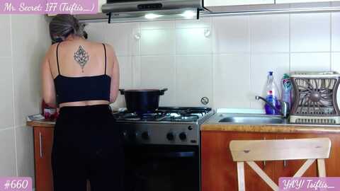 secretamber @ myfreecams on 20230915