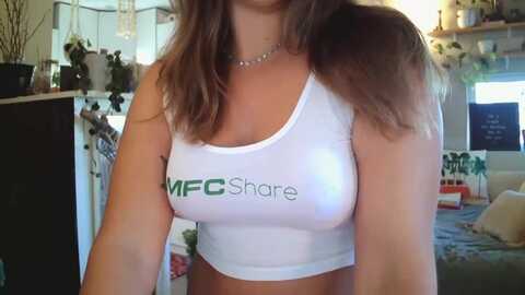 sexylexi211 @ myfreecams on 20230915