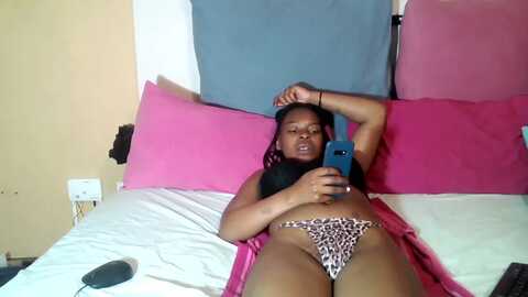 slimthick123 @ myfreecams on 20230915