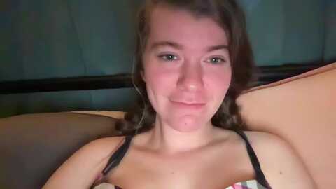 trixiegirl3 @ myfreecams on 20230915