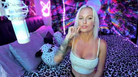 xo_belle @ myfreecams on 20230915
