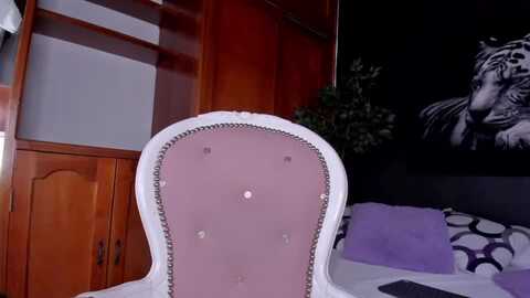 anahi_18 @ myfreecams on 20230916