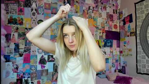 caandy_girl @ myfreecams on 20230916