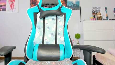 elysi_ @ myfreecams on 20230916