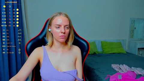 jam_cream @ myfreecams on 20230916