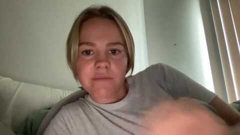 kittykat29 @ myfreecams on 20230916