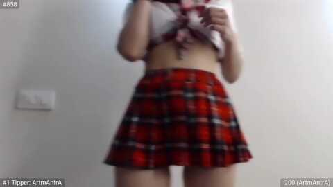 lemonmochi @ myfreecams on 20230916