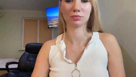 miss_sylvia @ myfreecams on 20230916