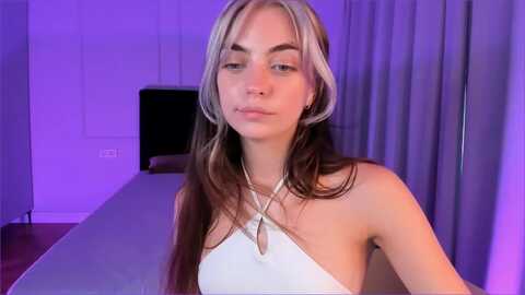 stefani_grand @ myfreecams on 20230916