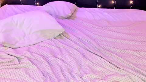 eva_merlin @ myfreecams on 20230917