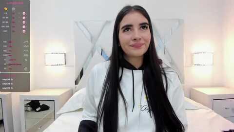 evelynowen1 @ myfreecams on 20230917