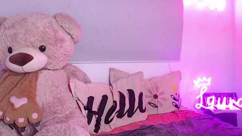 lauraa_rose @ myfreecams on 20230917