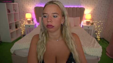 sexy_ira @ myfreecams on 20230917