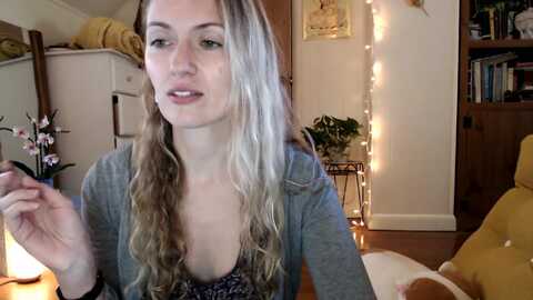 wildflowerem @ myfreecams on 20230917