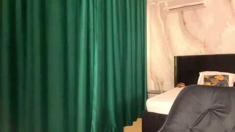 baaybee__ @ myfreecams on 20230918