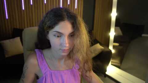 babyflowerr @ myfreecams on 20230918